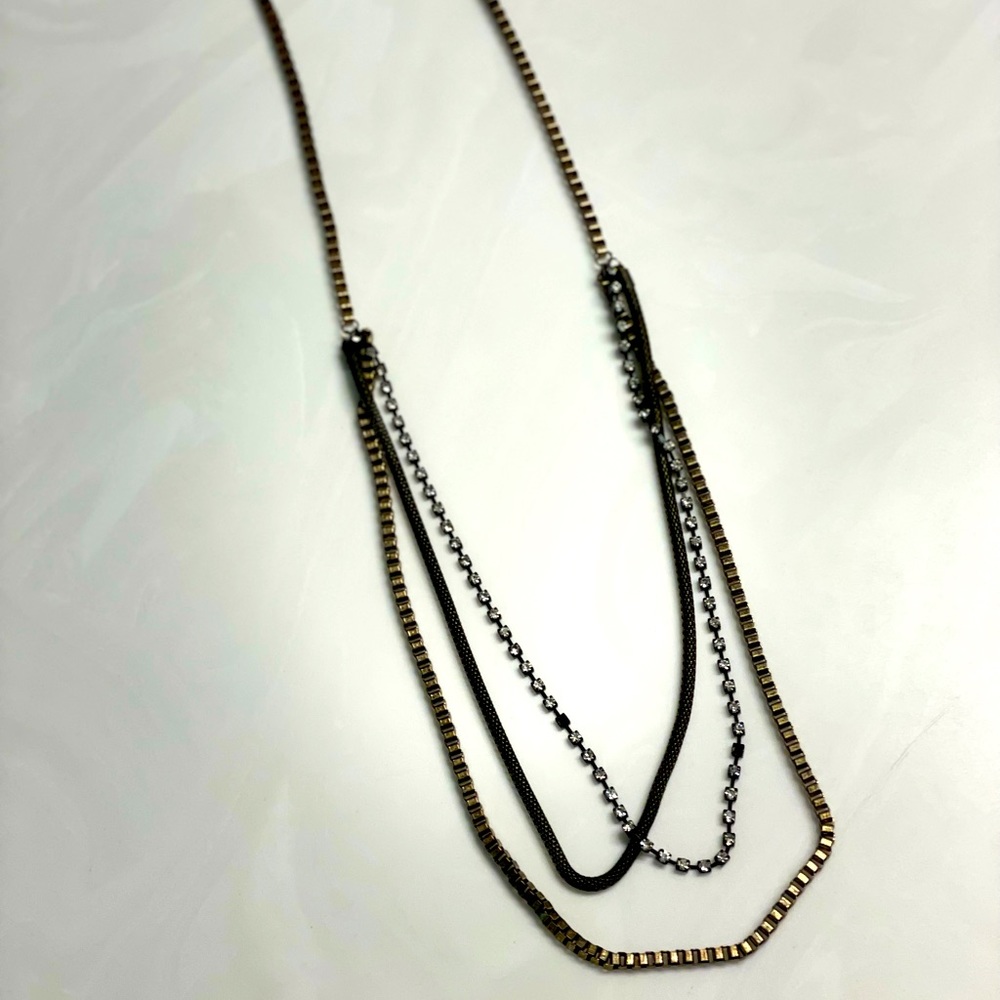 Triple chain necklace